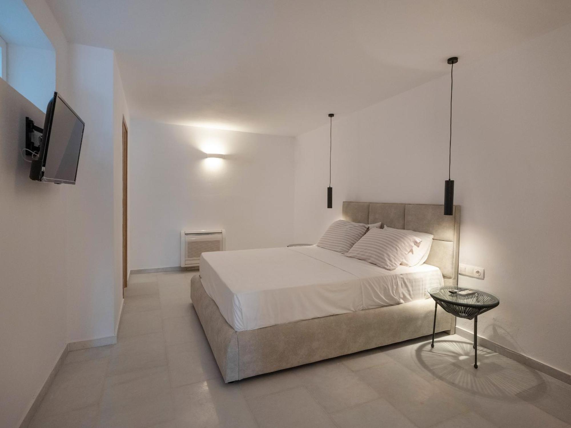 Sunsenses Luxury Paros Villa *